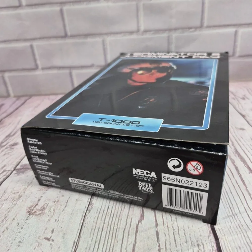 NECA Terminator Judgment Day T-1000 Motorcycle‎ Cop 7 Inch Action BAF Figure